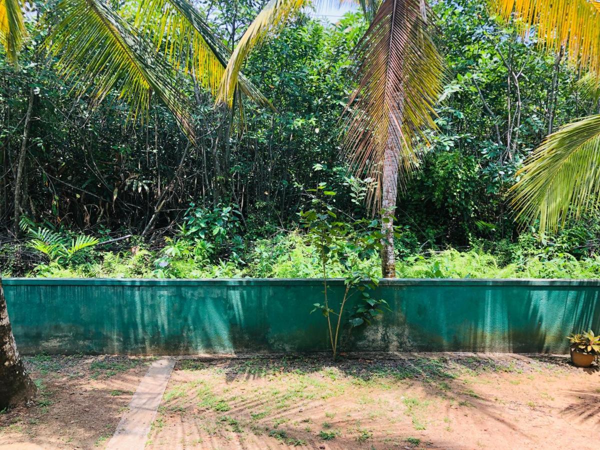 Jungle Restaurant And Villa Unawatuna Eksteriør bilde