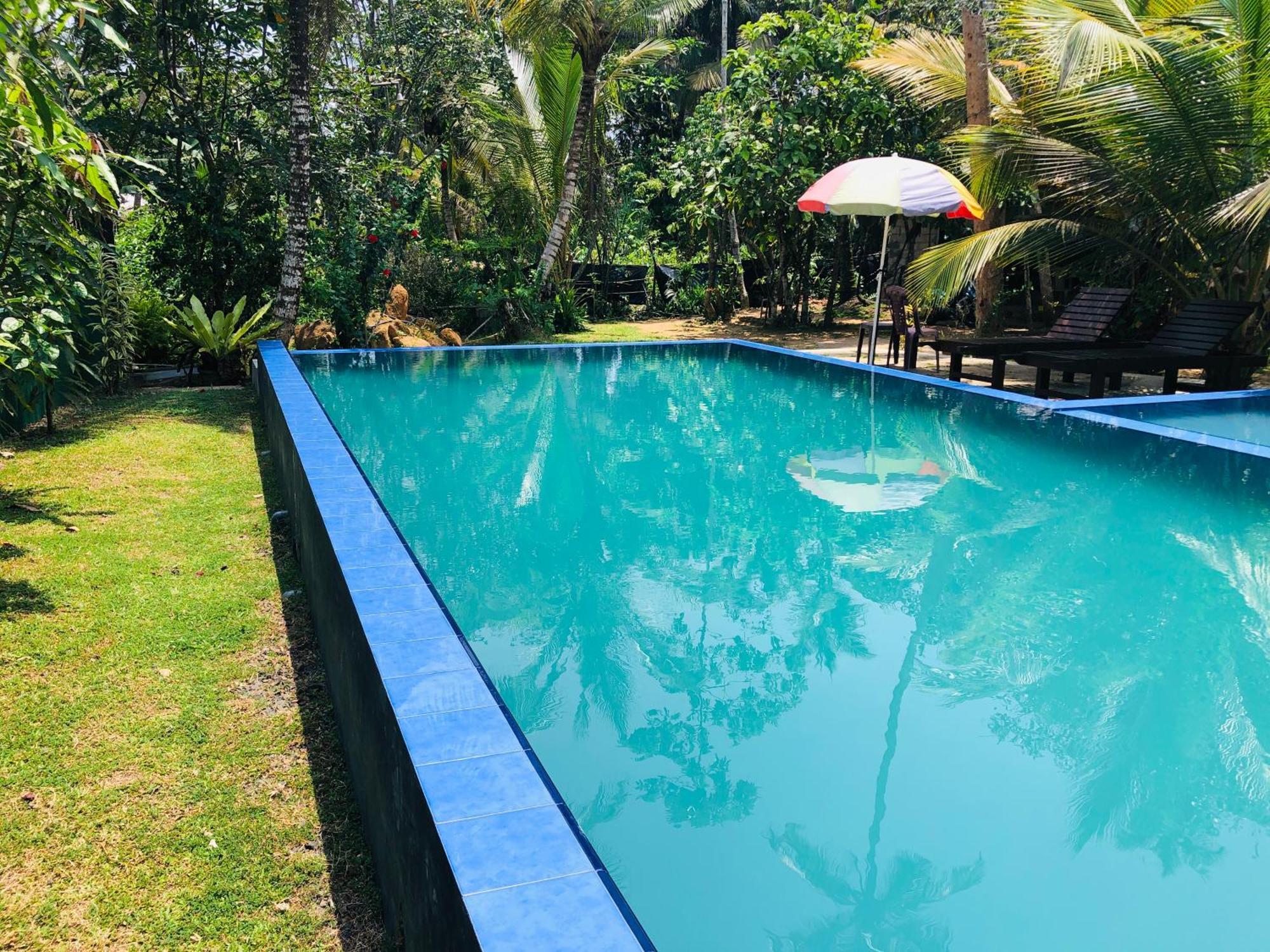 Jungle Restaurant And Villa Unawatuna Eksteriør bilde